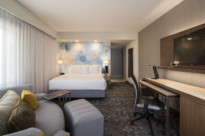 Room 20 of 53