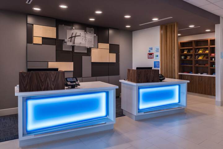 Hotel Interior 19 of 46