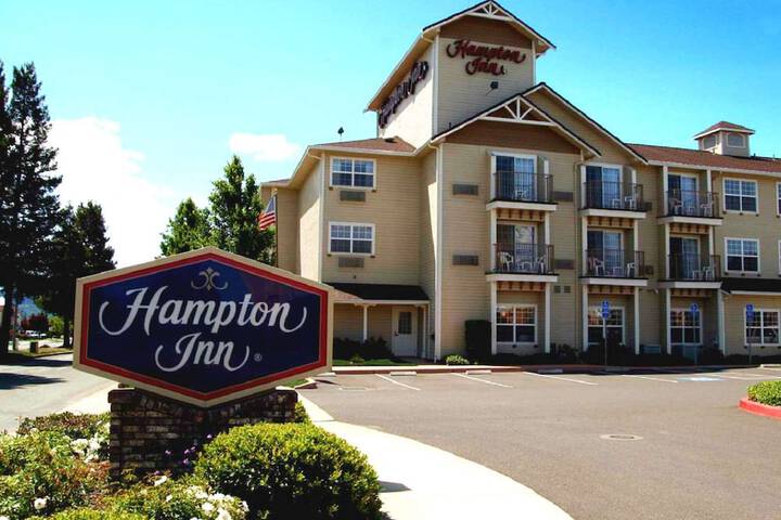 Hampton Inn Ukiah CA