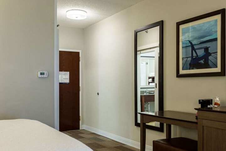 Room 56 of 87