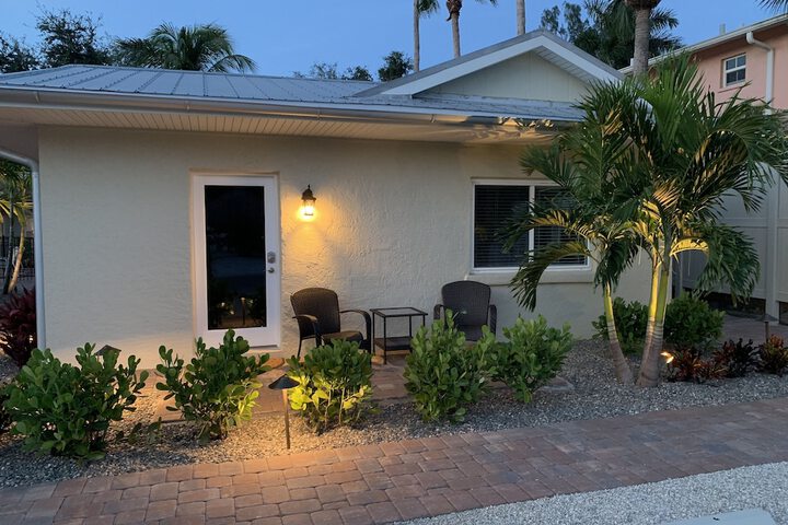 Twin Palms at Siesta