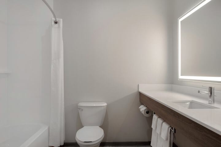 Holiday Inn Express Hotel & Suites Prattville South by IHG