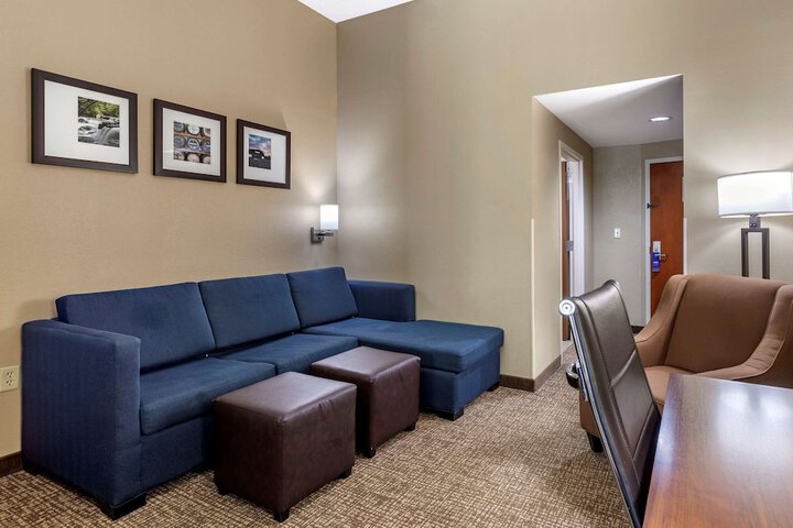 Room 26 of 53