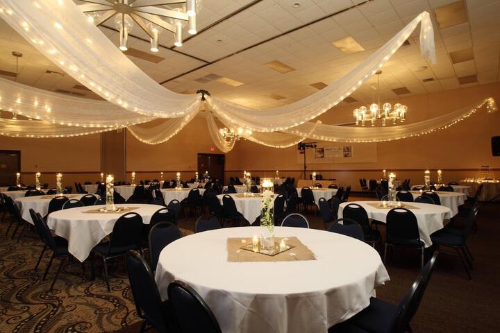 Barkers Island Inn Resort