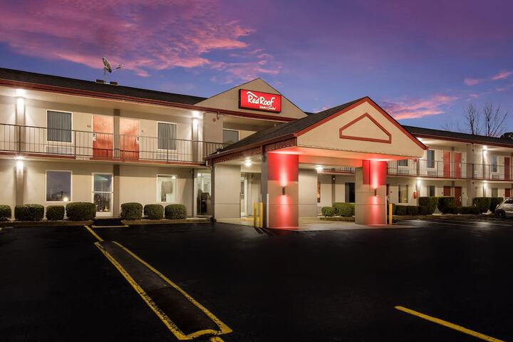 Hotel 7 of 39