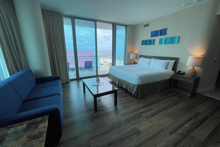 South Beach Biloxi Hotel & Suites