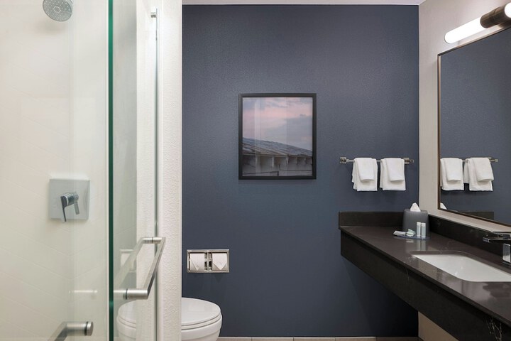 Fairfield Inn & Suites Lake City