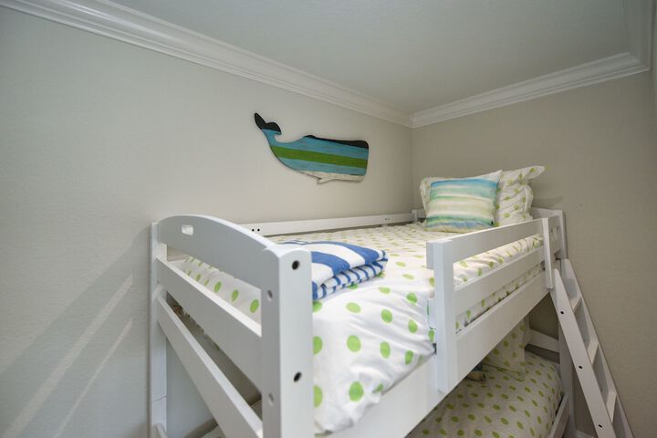 Room 81 of 290