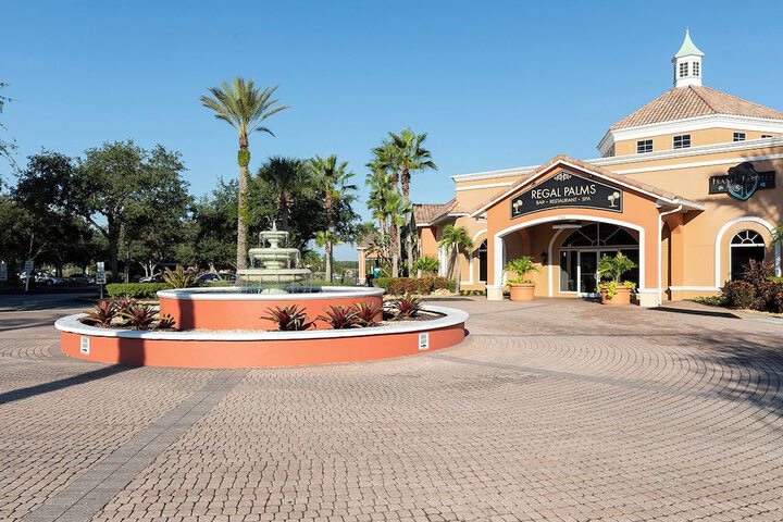 Villas at Regal Palms