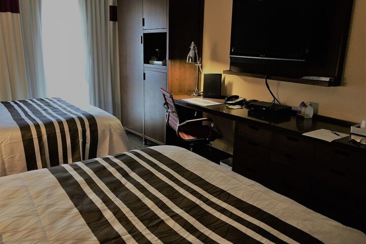 Room 25 of 59