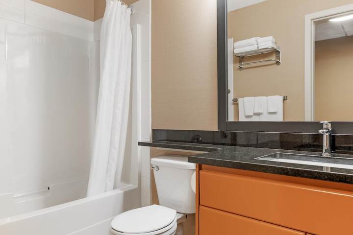 Best Western Plus Mission City Lodge