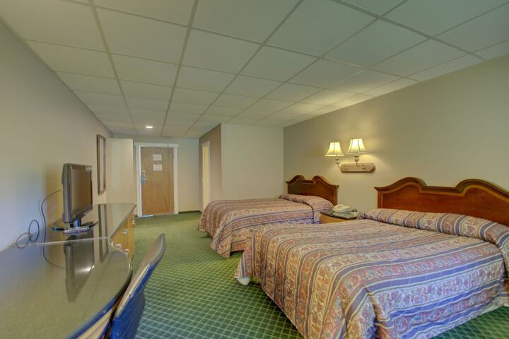 Room 15 of 37