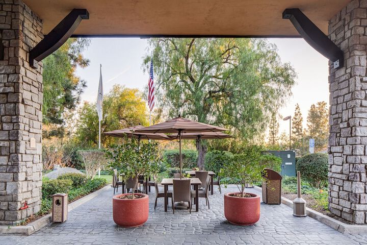 Terrace/Patio 26 of 33