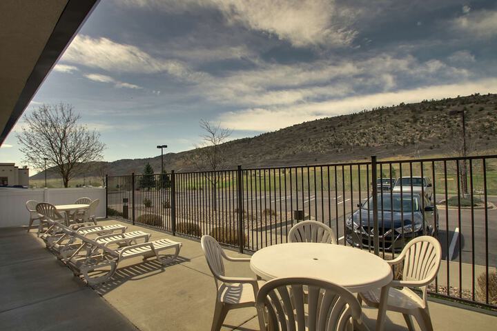 Terrace/Patio 56 of 58