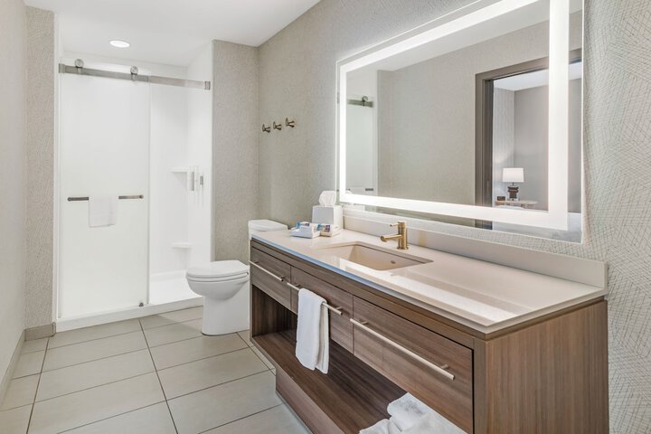 Home2 Suites by Hilton Queensbury Lake George