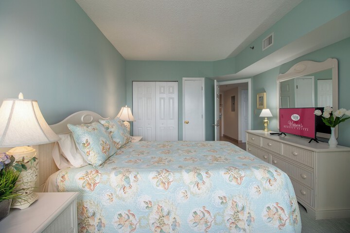 Watsons Regency Suites