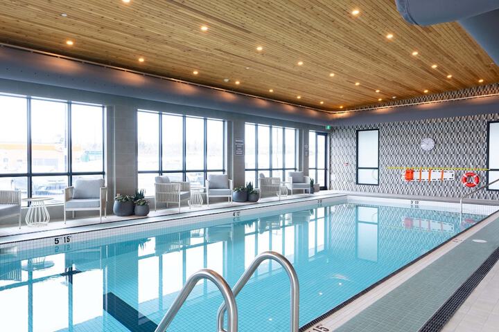 Sandman Signature Dartmouth Hotel & Suites