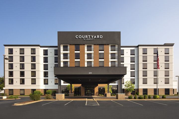 Hotel 6 of 56