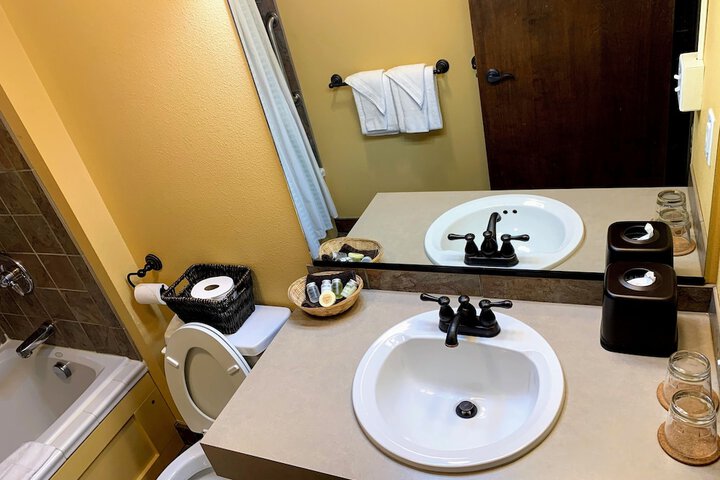 Room 54 of 70