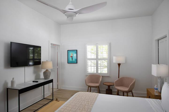 Room 41 of 77