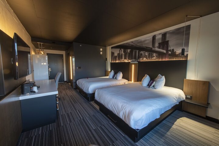 Room 45 of 61