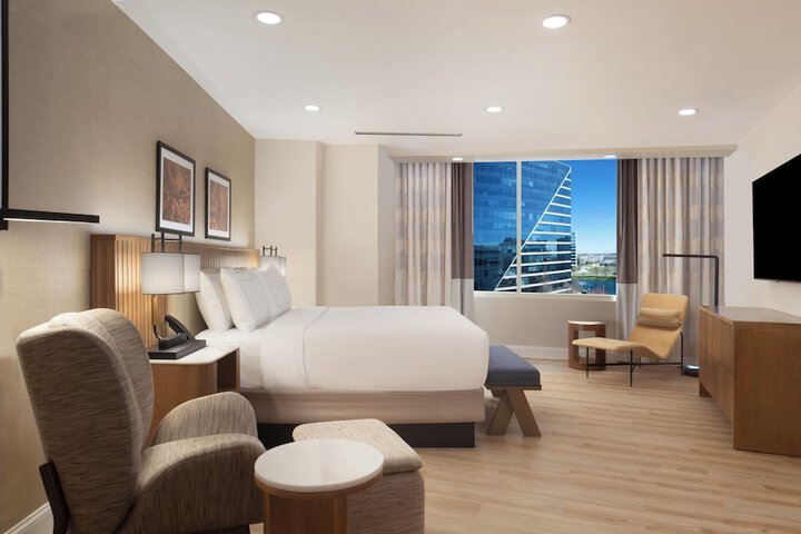 Hilton Dallas / Plano Granite Park