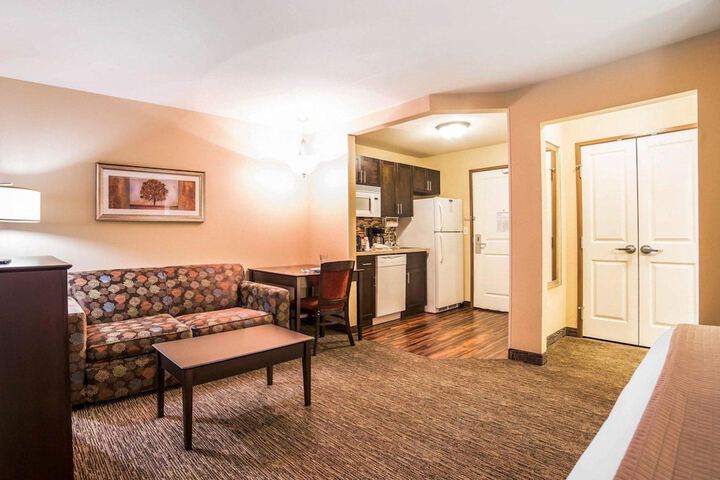 Room 16 of 37