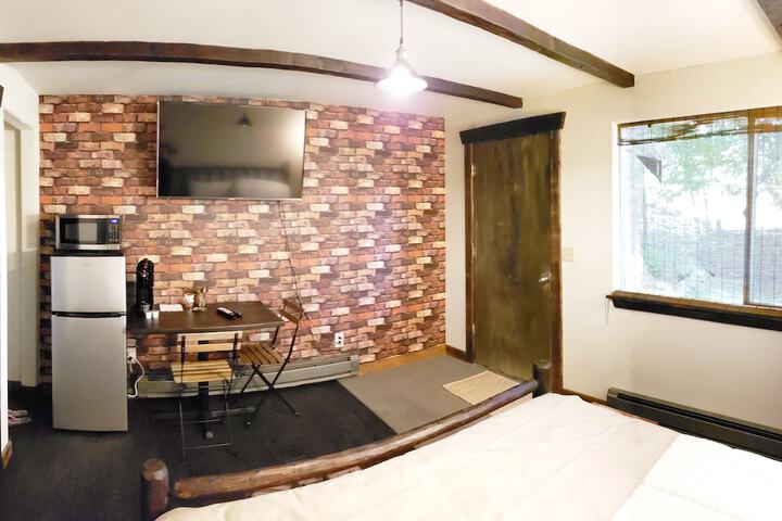 Room 25 of 69