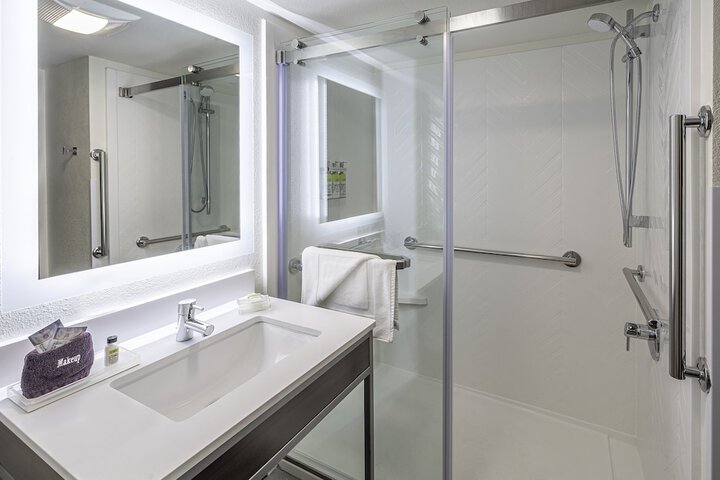 Holiday Inn & Suites Wausau-Rothschild by IHG