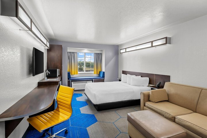 Microtel Inn & Suites by Wyndham Searcy