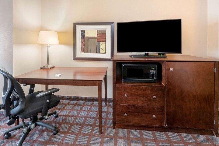 Room 18 of 29