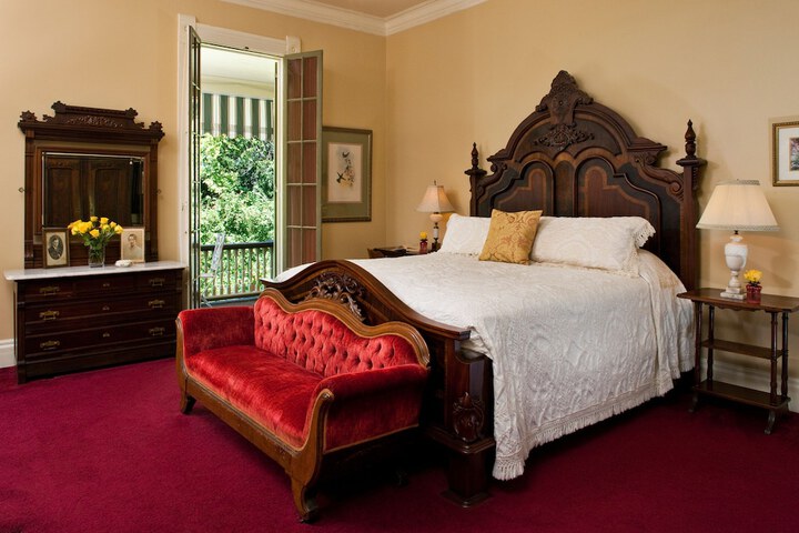 Room 15 of 57