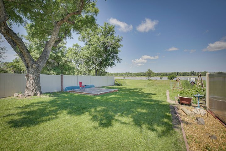Glendive Getaway w / Yellowstone River Access!