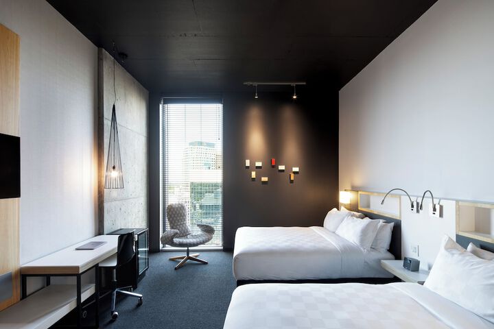 Room 25 of 56