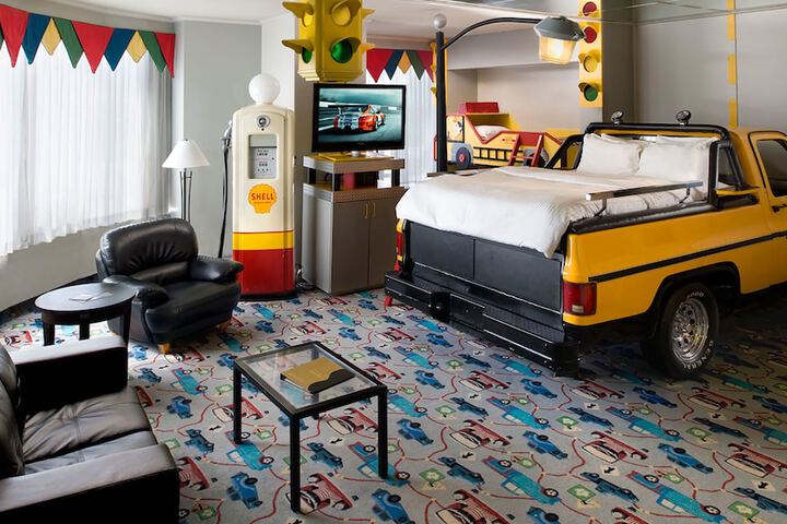 Room 33 of 57