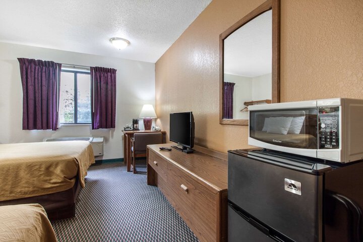 Room 43 of 101