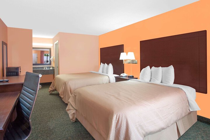 Room 14 of 31