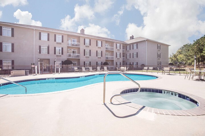 Pool 2 of 48