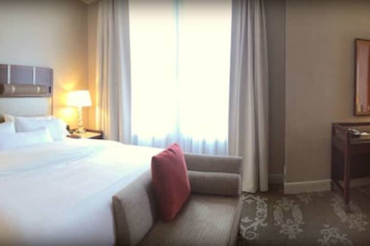Room 17 of 41