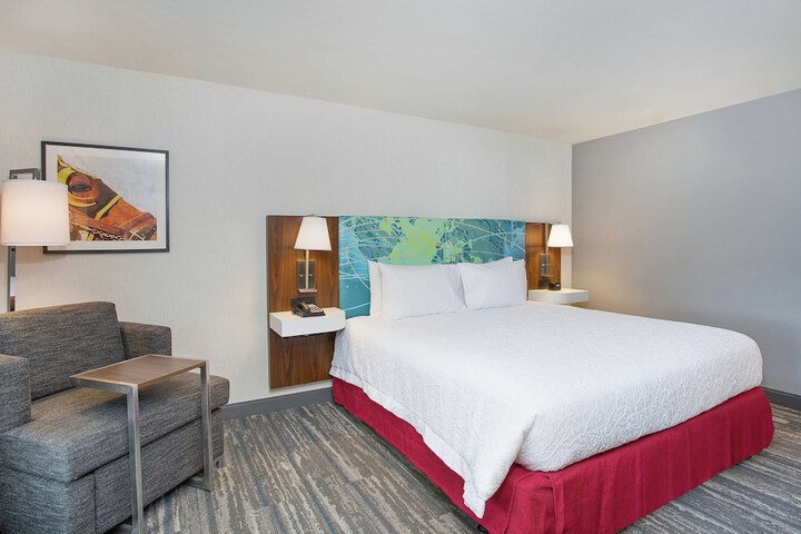 Room 15 of 25