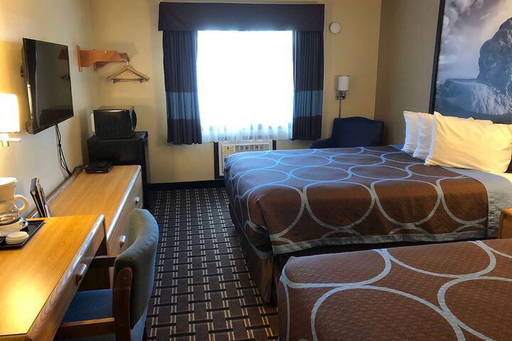 Super 8 by Wyndham Carson City / Lake Tahoe