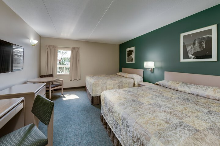 Room 8 of 26