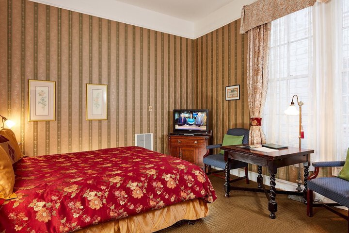 Room 54 of 75