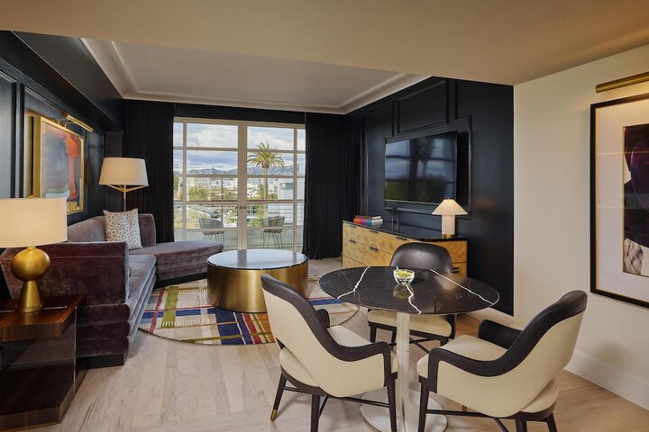 Cameo Beverly Hills LXR Hotels & Resorts