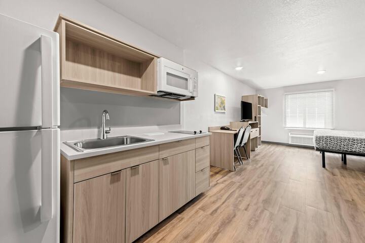 WoodSpring Suites Oak Ridge Knoxville