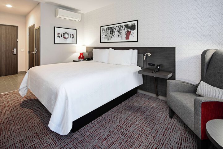 Room 18 of 43
