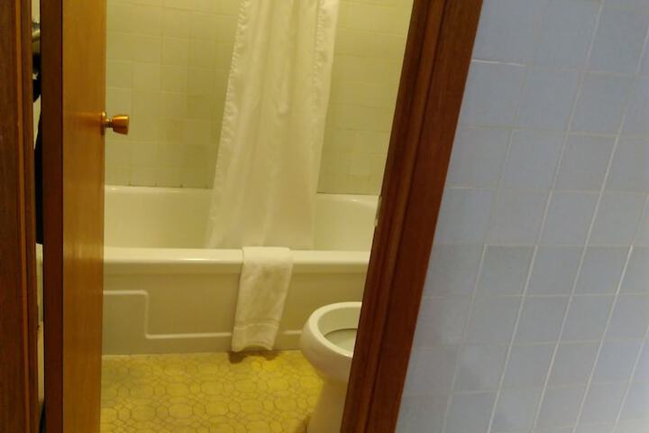 Room 19 of 27