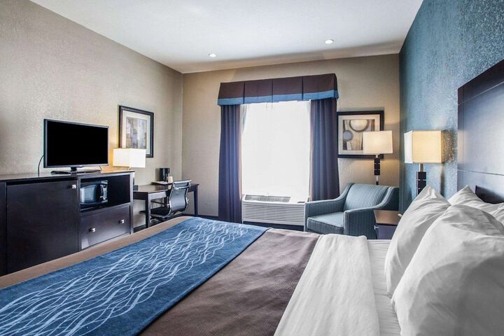 Room 11 of 35