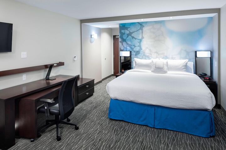Room 19 of 32