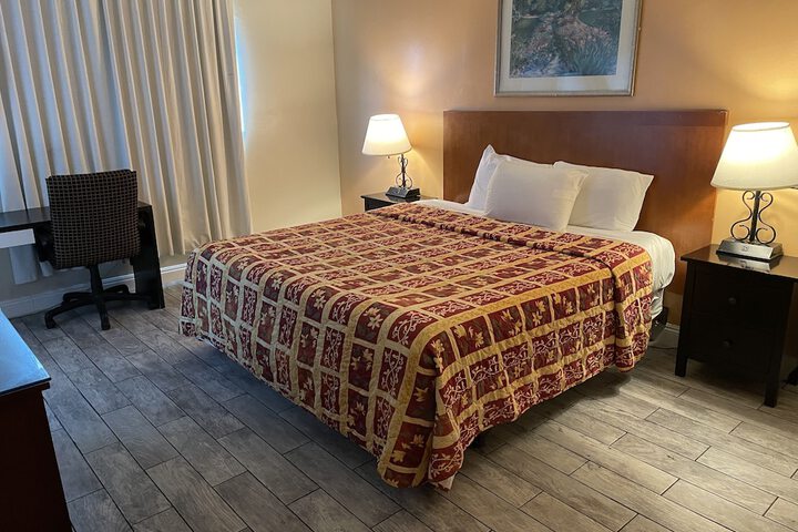 Room 62 of 72